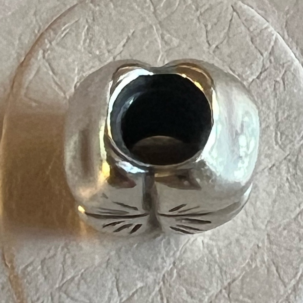 Pandora Four Leaf Clover Charm - Picture 6 of 6